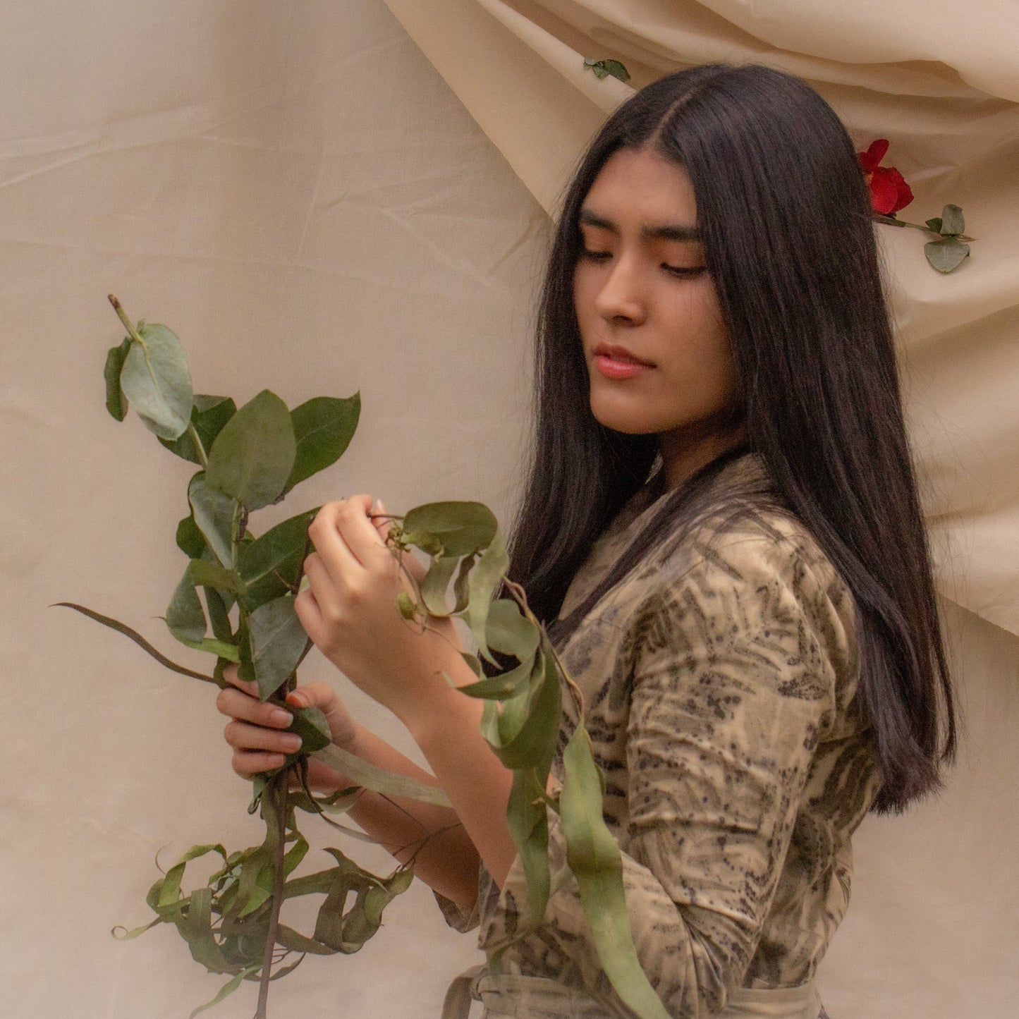 Reyna blouse with ecoprint tail with handmade organic plants